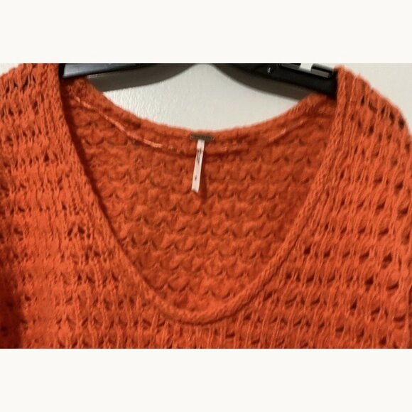 Free People Crashing Waves Orange Knit Sweater Size S Wool Blend Boho Cozy Fall - Picture 8 of 12